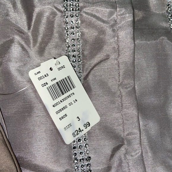 Shorts 🩳 - Picture 2 of 3